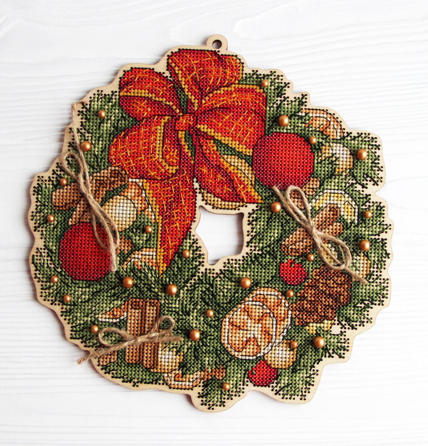 Novinka v našem sortimentu - vyšívací sady Fruzelok!