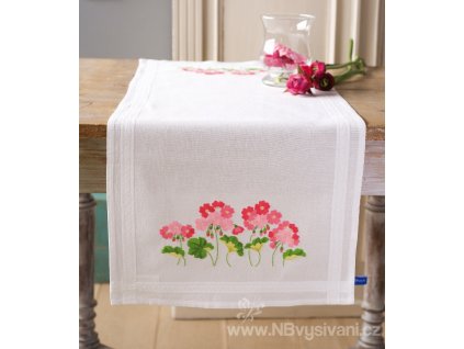 VE-PN0155641 Ubrus s muškáty (40x100cm)