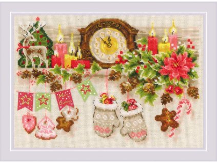 RIO-1903 Vánočně vyzdobená police