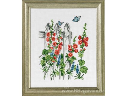 PER92-8103 Za plotem