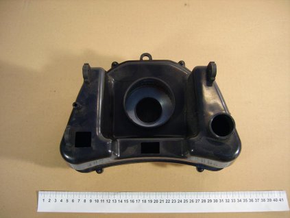 09 - filtr vzduchu airbox