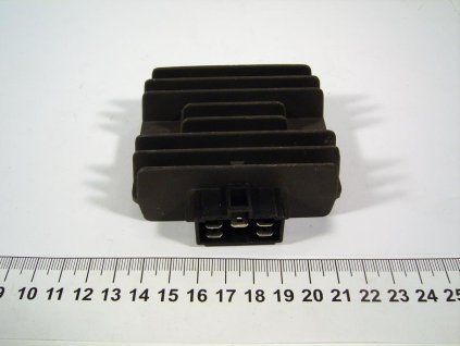 08 - regulátor proudu