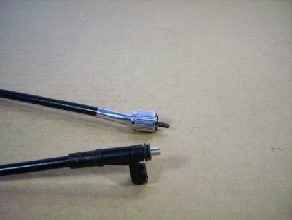 17 - bowden tachometru