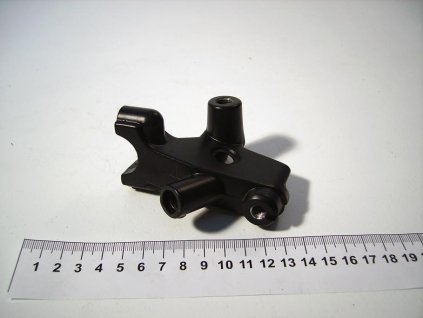 14 - sedlo páčky L.