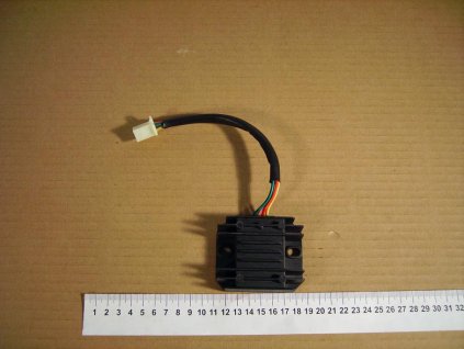 06-1 - regulátor napětí I