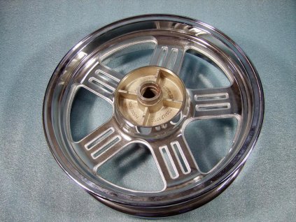 02 - disk kola zadní 16"