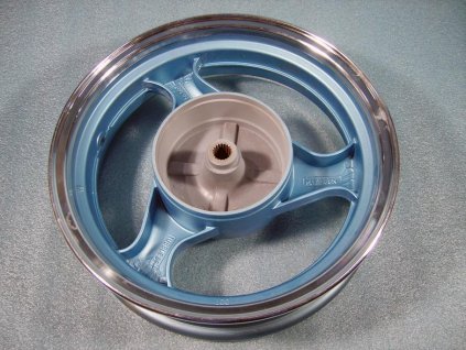 01 - disk kola zadní (modrá met.)