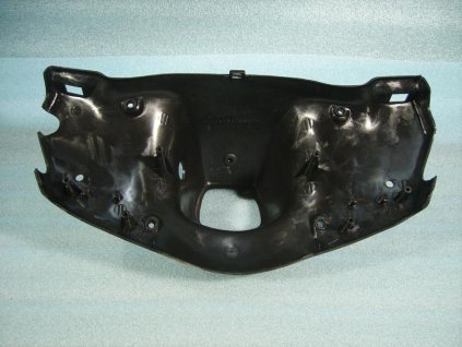 02 - kryt řidítek spodní