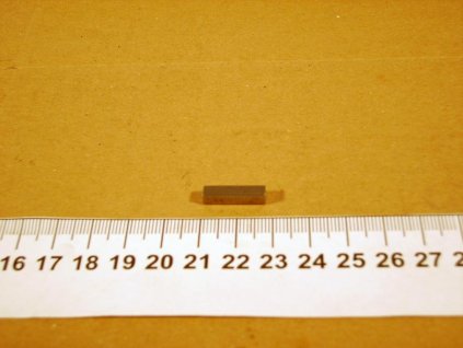 13 - klínek 4x4x17