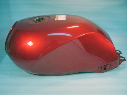 01 - nádrž paliva MODEL 2003 (červená met.)