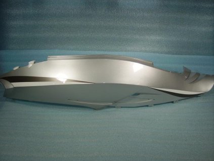 16 - kryt podsedlový P. (stříbrná)