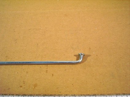 04-1 - drát kola zadní VNITŘNÍ L. M4,5 (4x180mm)