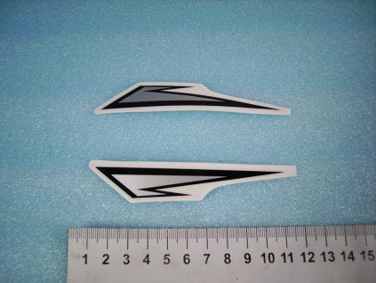 08 - polep štítu předního L.+P. TR (stříbrná)