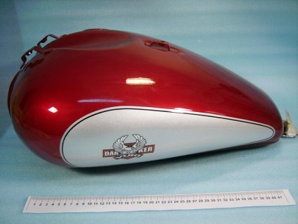 01 - nádrž paliva (vínová)