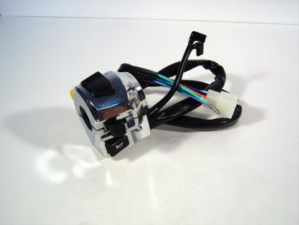 02 - spínač skupinový L.