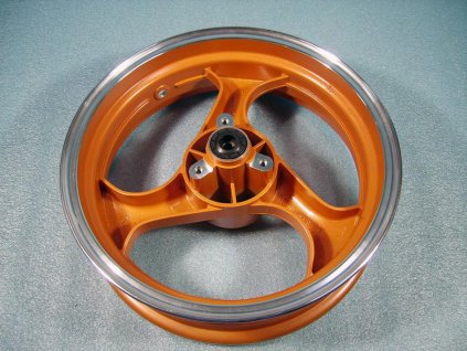 06 - disk kola přední (oranžová met.)