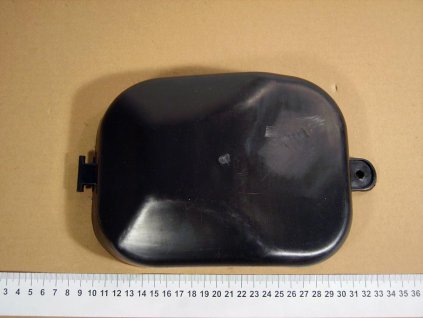 06 - kryt karburátoru