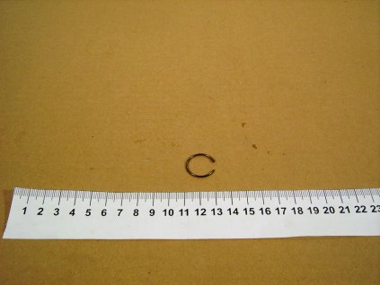 05 - pojistka pístního čepu 17mm