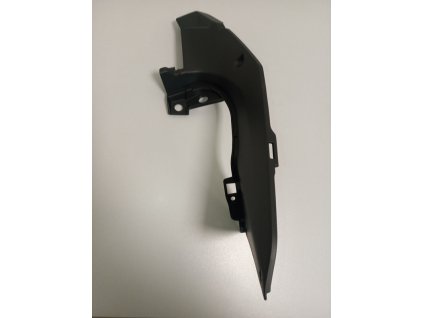 13 - kryt nádrže vnitřní L.