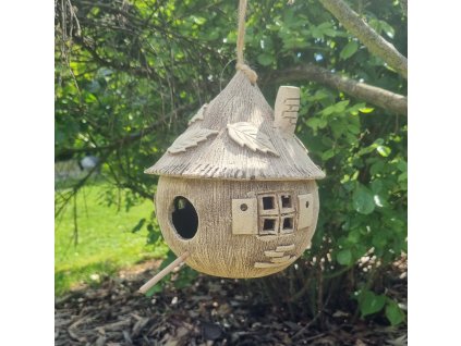 Keramický ptačí domeček - zahradní dekorace