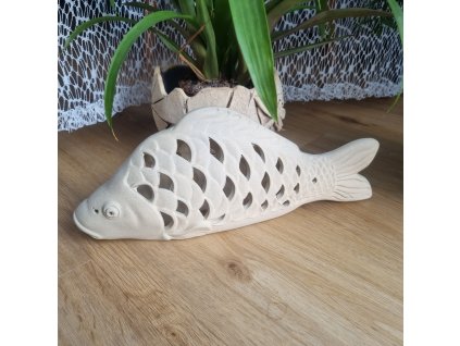 Kapr z keramiky - dekorace na svíčku 1