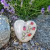Dekorační kámen - srdce se šípkem - zahradní dekorace 2
