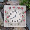 Keramické hodiny se šípkem přírodní 1