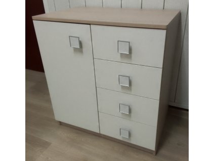 Komoda Uno 4 - SKLADEM 1 ks
