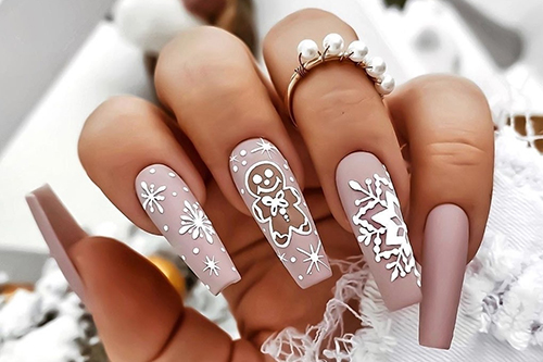 Zimní gelové nehty 2021