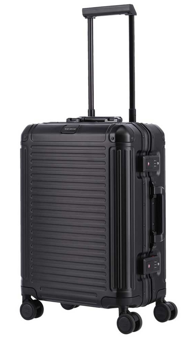 Cestovní kufr Travelite NEXT 4W S 79947-01 39 L černá