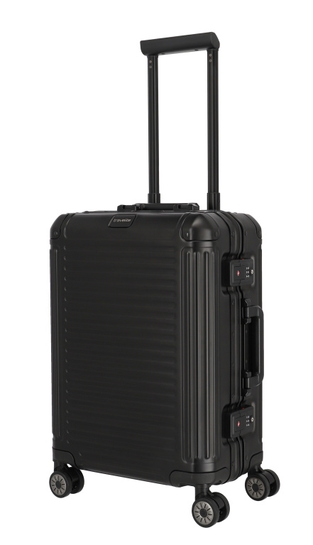 Cestovní kufr Travelite NEXT 2.0 4W S 79847-01 39 L černá