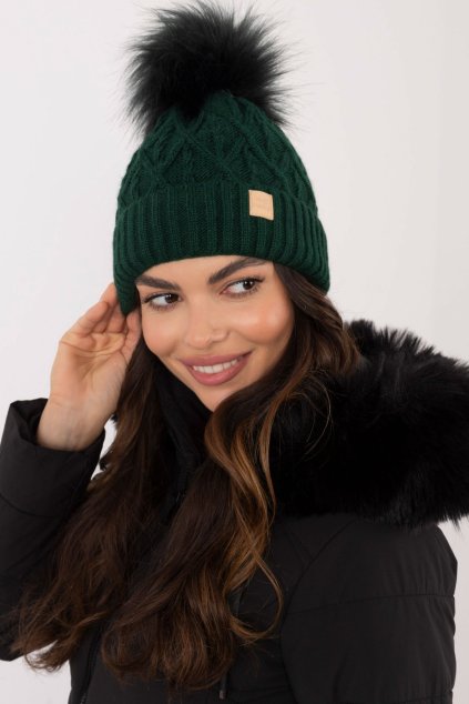 Zimní čepice Merry tmavě zelená