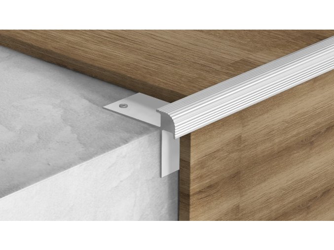 ap43 3 schodova lista vrtana hlinik elox stribro 30x40 mm 2 7 m 5 5 mm (1)