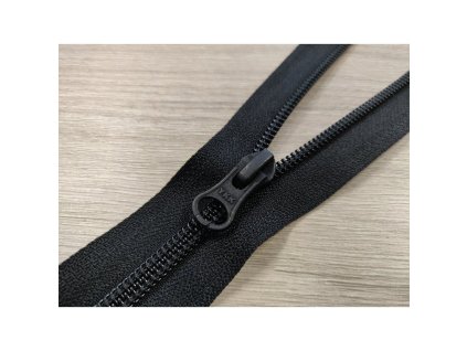YKK spirálový zip, černá
