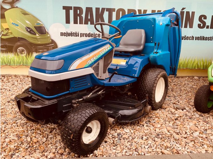 profi zahradní traktor iseki sgr 22 modré barvy u plachty traktory kolín