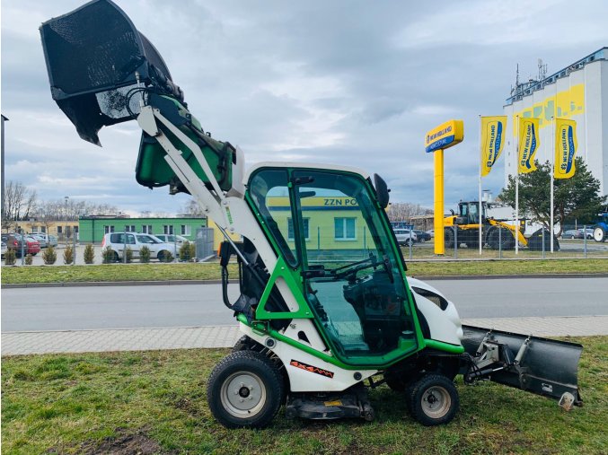 zahradní traktor etesia hydro 100 s kabinou