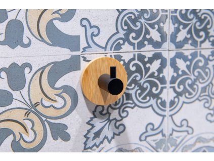 Hopa Věšák na stěnu na nalepení 3M, kov (černá barva), bambus KD02091763