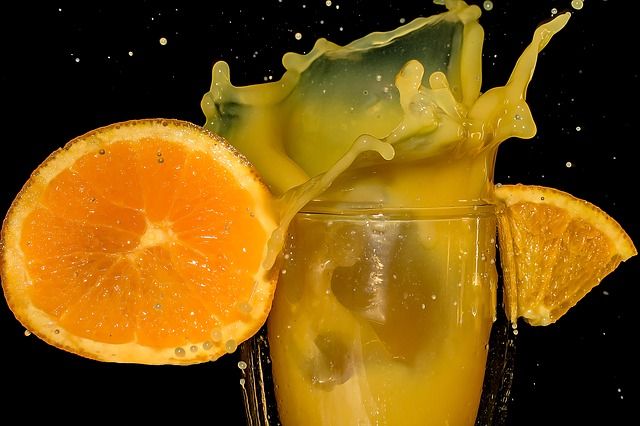 6 tipů na využití šťávy z pomeranče