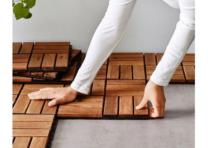 Jak položit dřevěnou terasu z akácií? Poradíme vám