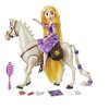 Hasbro Princezna Locika a kůň Maximus s vlasovými doplňky