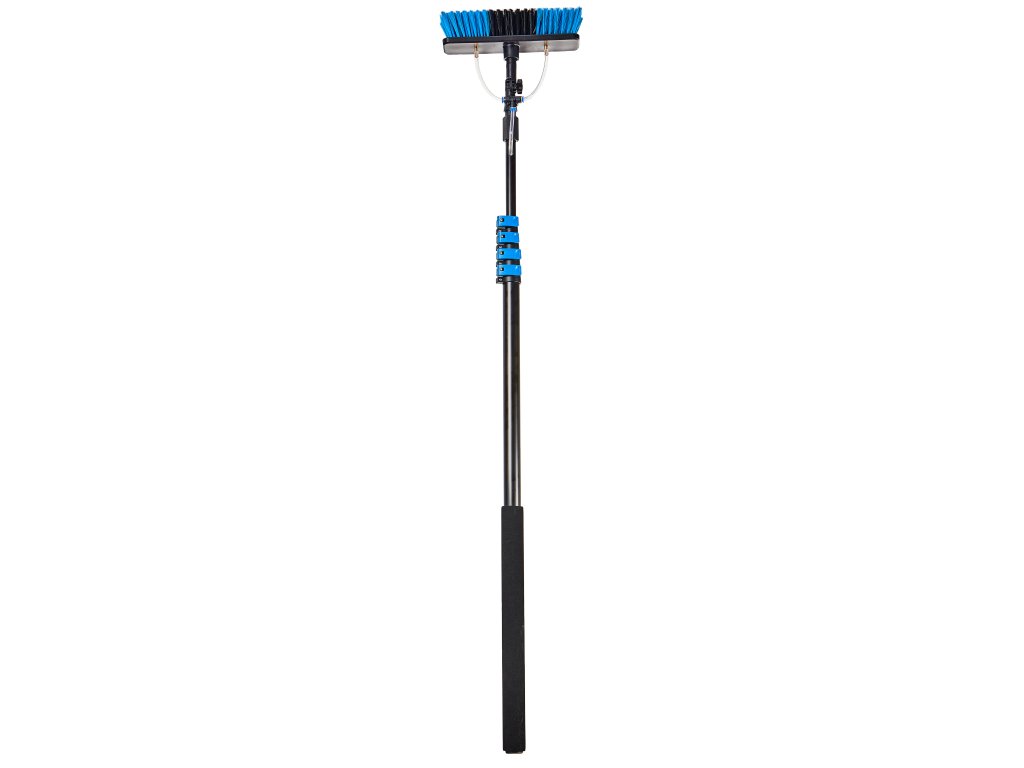 28161 heissner teleskopicky cistici kartac na solarni panely s pripojkou vody delka 460 cm