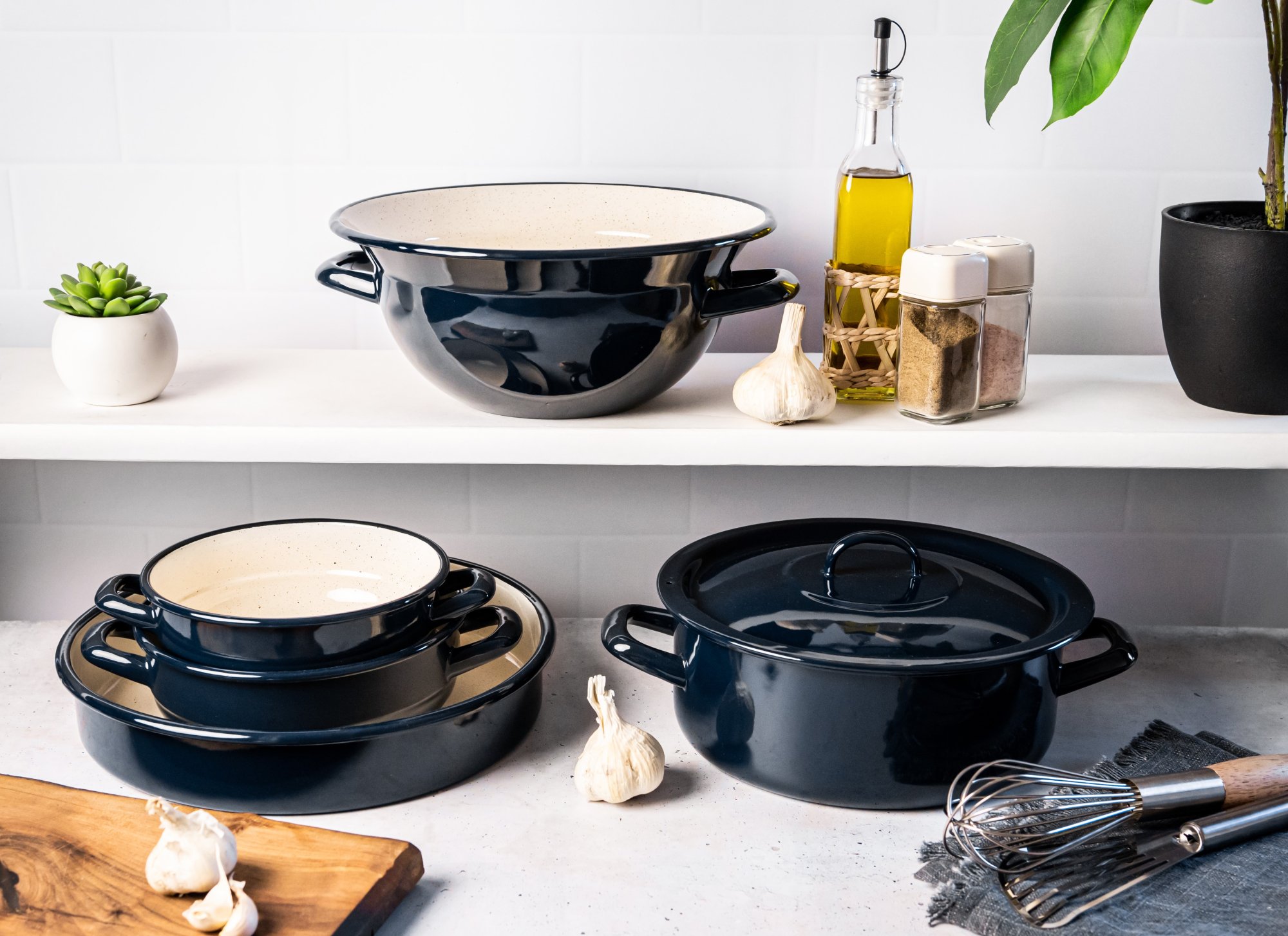 Smaltované nádobí