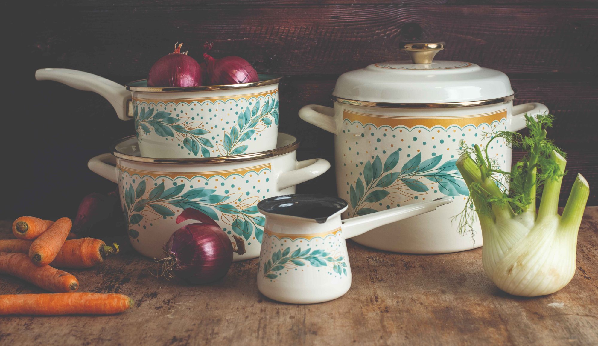 Smalt, nerez nebo nepřilnavé nádobí? Jak vybrat to pravé do vaší kuchyně