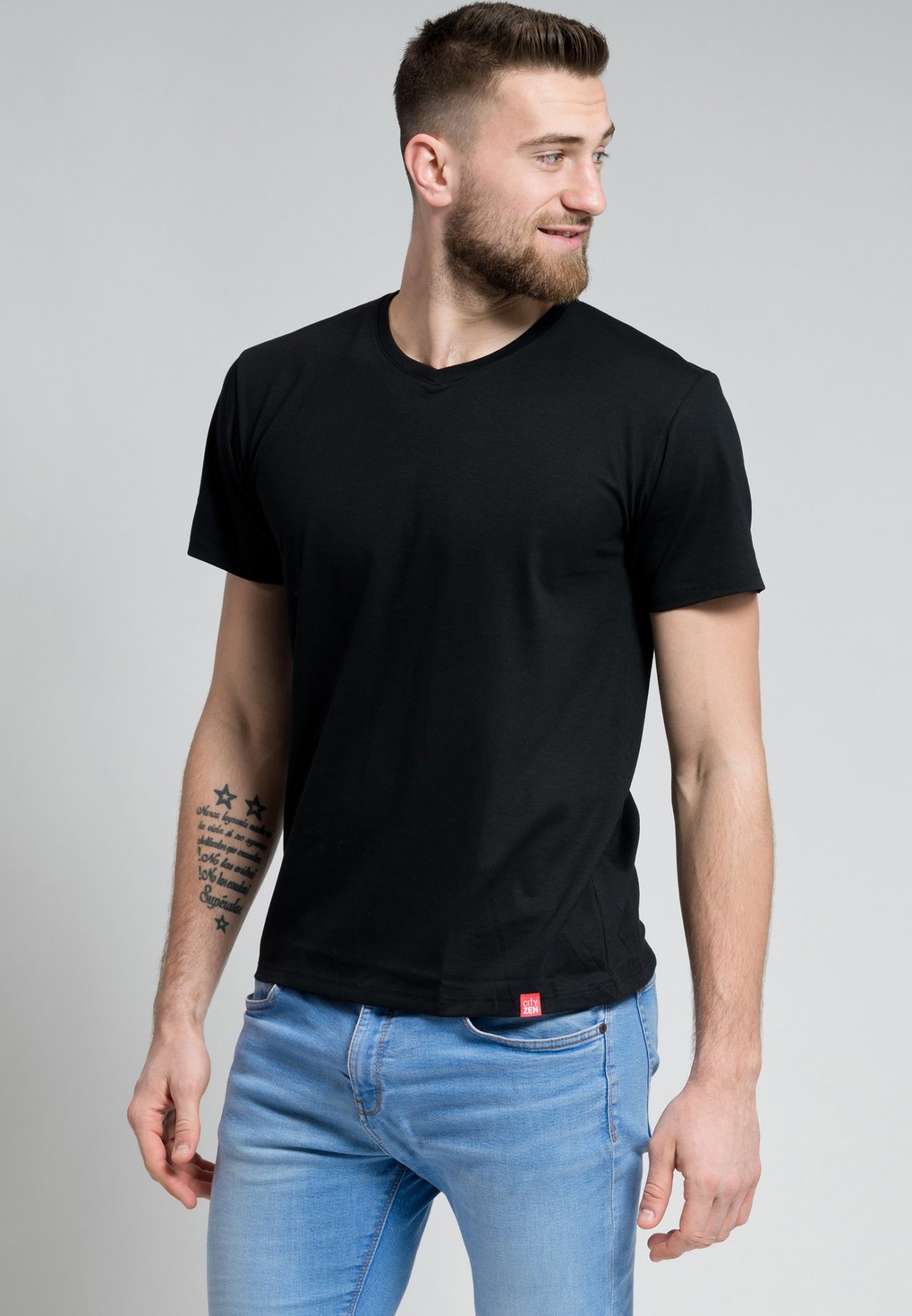 Pánské bavlněné triko CITYZEN černé, výstřih do V Velikost: XXL