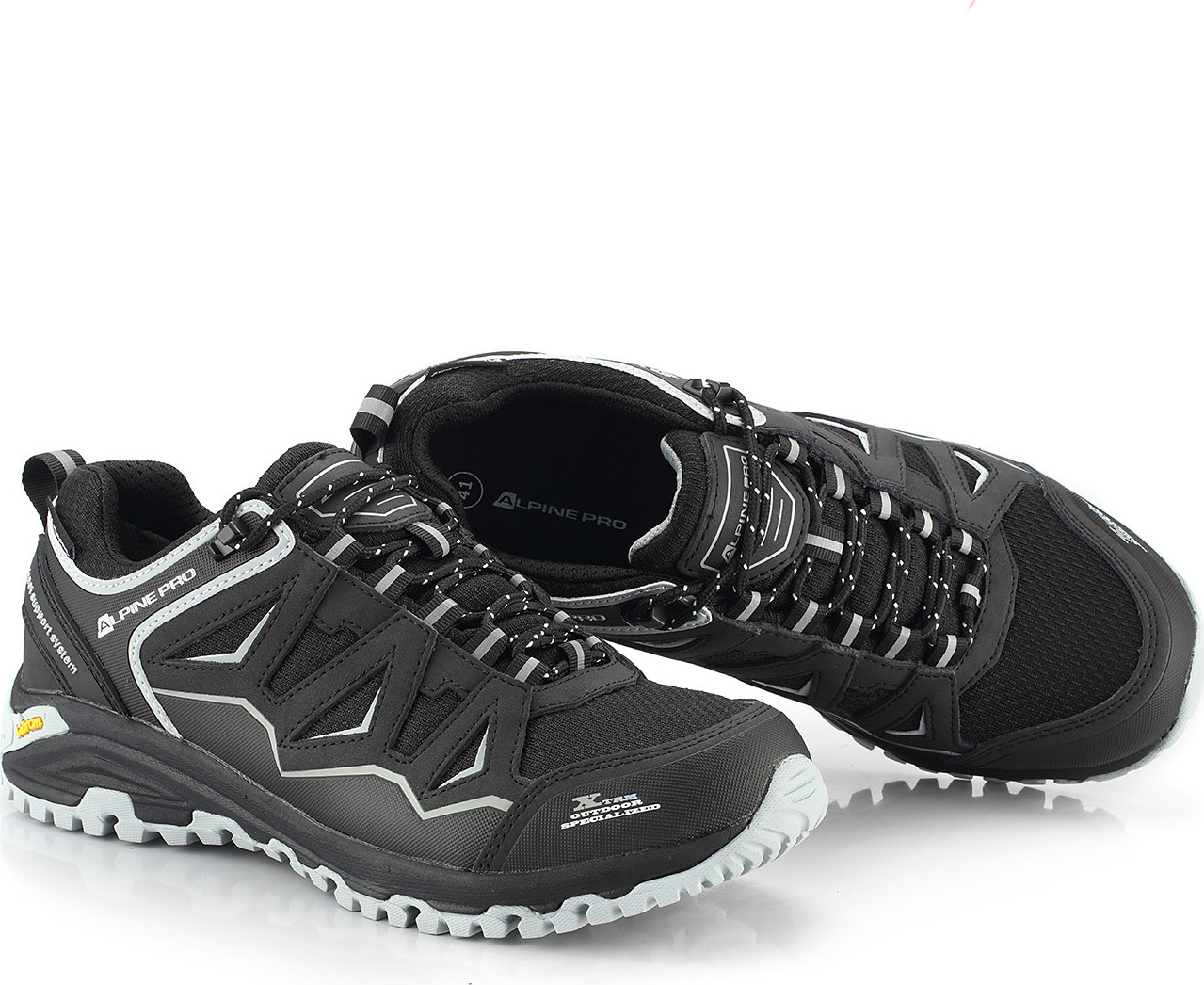 Unisex outdoorová obuv ALPINE PRO Gonawe černá Velikost: 40
