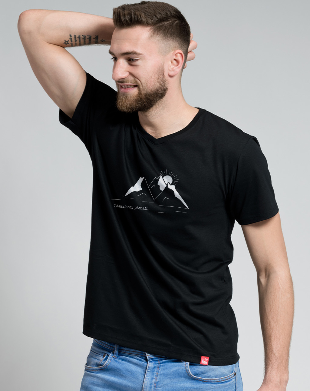 Pánské bavlněné tričko CITYZEN černé Láska hory přenáší Velikost: XL