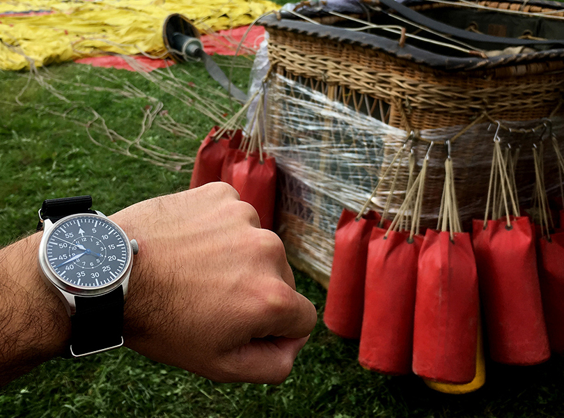 Závod plynových balonů Poháru Gordona Bennetta s hodinkami Tisell