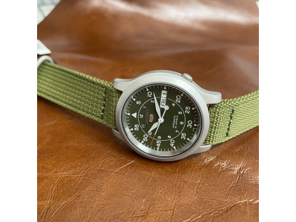 Seiko 5 SNK805K2
