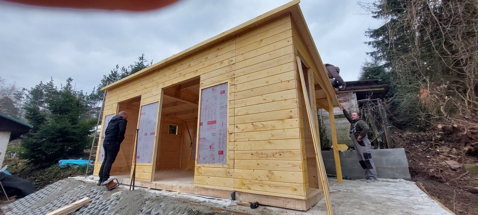 Hotový dřevěný zahradní domek