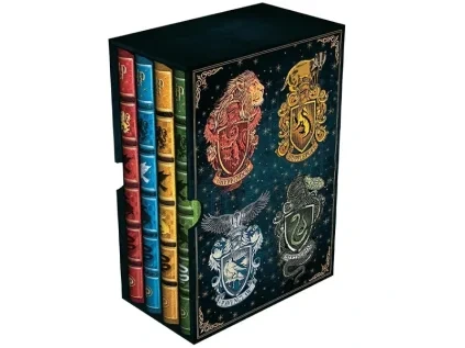 harry potter hogwarts houses box set 9781408766101